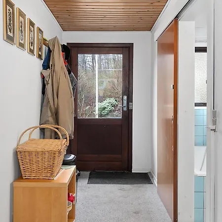 別荘 3 Bedroom Gorgeous In Nordenbro Vesteregn