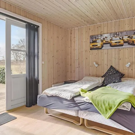 3 Bedroom Gorgeous In Holiday home